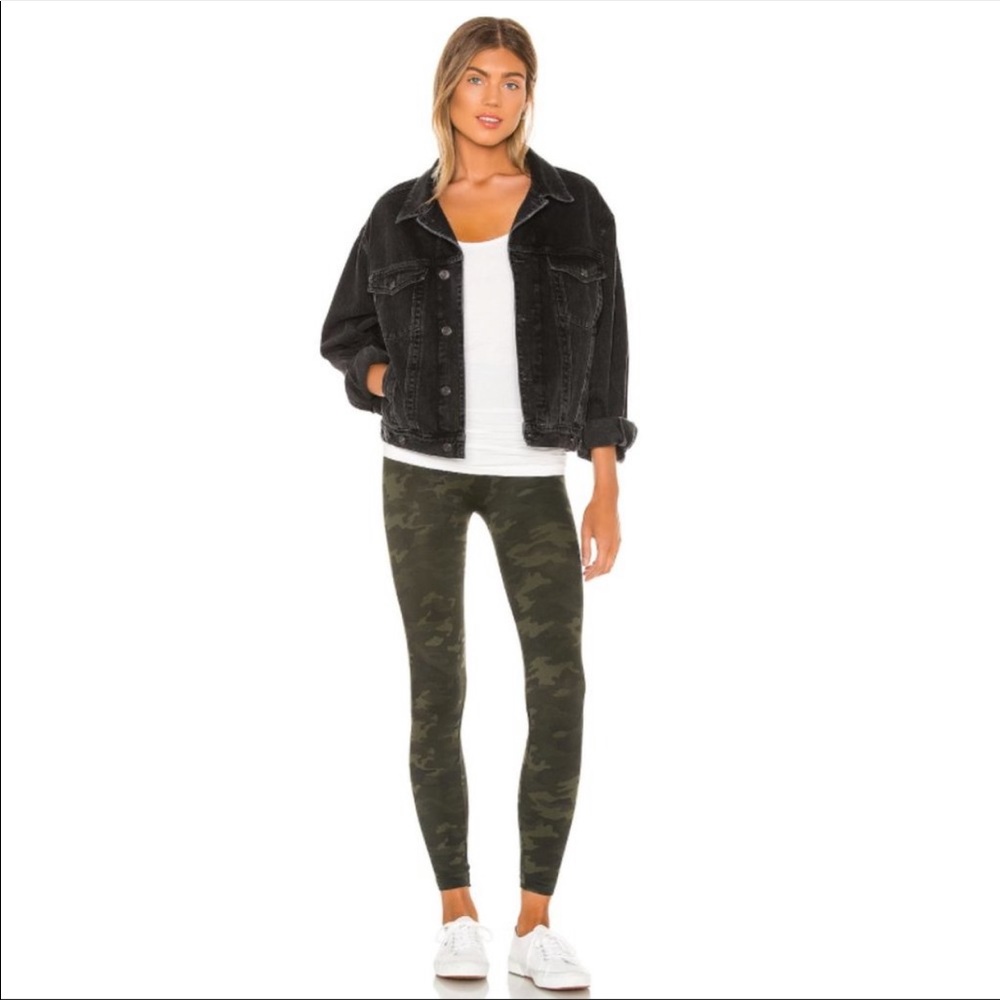 Spanx Look at Me Now Seamless Green Camo Leggings